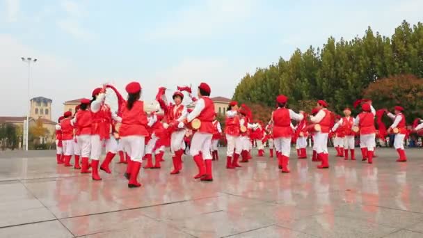 Luannan County Çin Ekim 2020 Yaşlı Fitness Bel Davul Gösterileri — Stok video