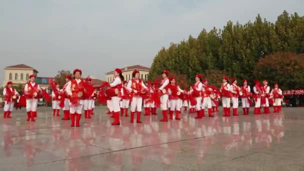 Луаннанская Страна Китай Октября 2020 Года Пожилые Фитнес Барабаны Барабанов — стоковое видео