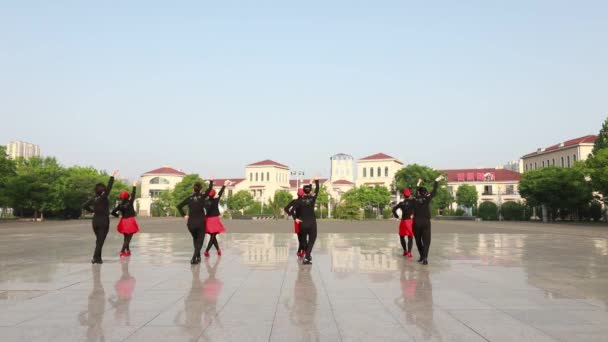 Luannan County Hebei Eyaleti Çin Mayıs 2020 Bayanlar Meydanda Denizci — Stok video