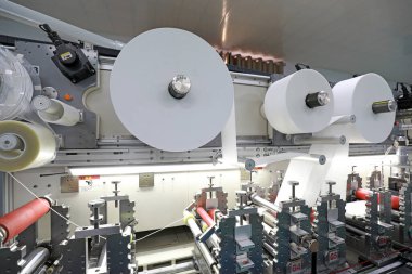 Tıbbi maske üretim hattı Kuzey Çin 'de bir fabrikada.