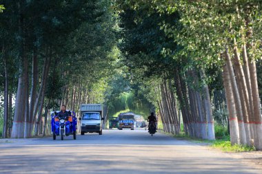  Kır yollarında trafik, Kuzey Çin