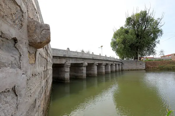 Çin geleneksel taş köprü mimarisi manzarası, Kuzey Çin