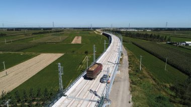 Elektrikli demiryolu şantiyesi, Kuzey Çin