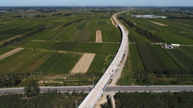 Elektrikli demiryolu şantiyesi, Kuzey Çin