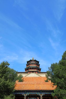 Pekin, Çin - 6 Ekim 2020: Foxiangge 'in mimari manzarası Pekin' deki yazlık sarayda.