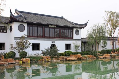 BEIJING - 23 Ekim: Jiangnan mimari tarzı pavyonu, 23 Ekim 2014, Pekin, Çin