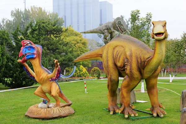 BEIJING - 23 Ekim: Dinozor modeli 23 Ekim 2014 tarihinde, Pekin, Çin