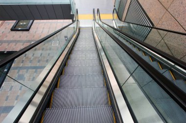 Cam otomatik asansör, fotoğrafa yakın çekim.