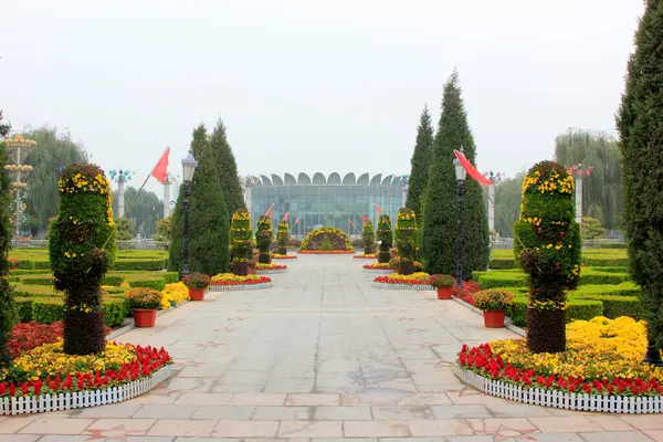 BEIJING - 23 Ekim: Bahçe peyzaj mimarisi, 23 Ekim 2014, Pekin, Çin