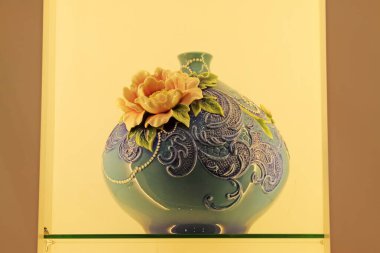 Çin seramik sanatları ve el sanatları