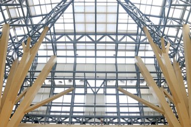 Metal çerçeve kubbesi, fotoğrafa yakın çekim