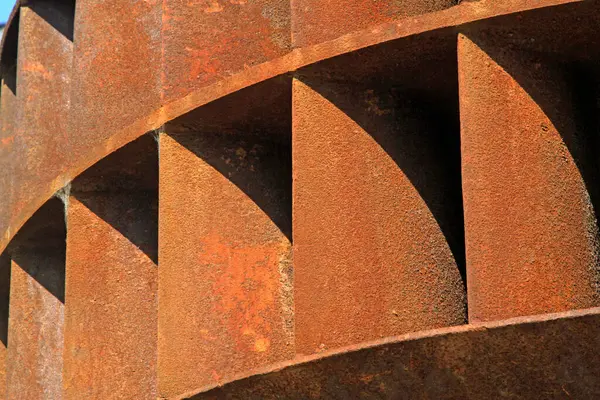 Oksitlenme paslanma, metal parçalar, fotoğrafa yakın çekim.