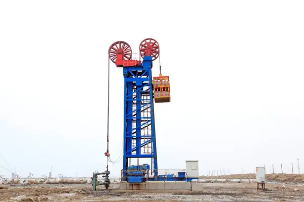 Unidad Bombeo Tipo Torre Yacimiento Petrolífero Jidong China Primer Plano —  Fotos de Stock