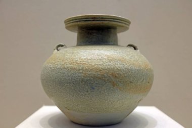 Çin Antik Seramik Malzemeleri