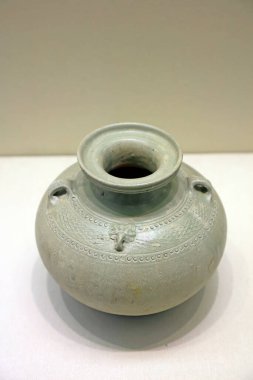 Çin Antik Seramik Malzemeleri