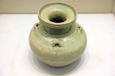 Çin Antik Seramik Malzemeleri