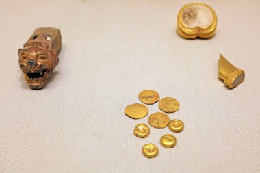 Çin antik bronz eşya