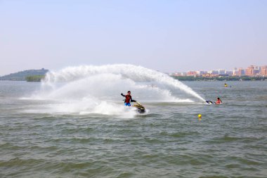 Tangshan - 19 Haziran 2016: Deniz motoru Tangshan City, Hebei, Chin