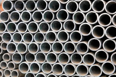 İnşaat alanında çelik kesiti