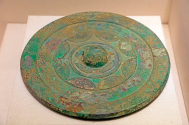 Çin antik bronz aynası fotoğrafa yakın çekim