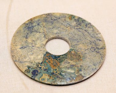 Eski Çin Yeşim Sanatçısı. Fotoğrafın yakın çekimi.