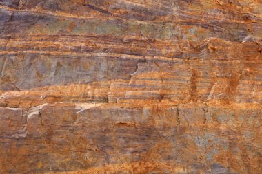 Kayanın yatay yatak yapısı