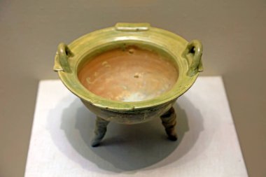 Çin Antik Seramik Malzemeleri