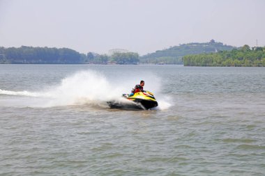Tangshan - 19 Haziran 2016: Deniz motoru Tangshan City, Hebei, Çin