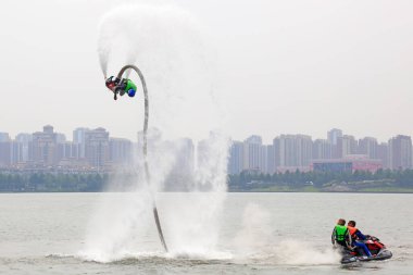 Tangshan City - 8 Temmuz 2016: Parklar, Tangshan City, Hebei, Chin