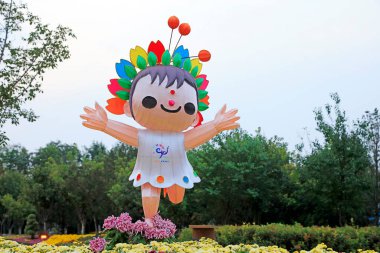 Parktaki çiçek perisi 