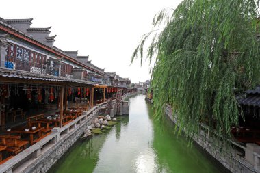 Luanzhou antik şehri, nehrin her iki yakasındaki mimari manzara, Kuzey Çin