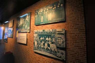 LUANNAN COUNTY, Çin - 17 Eylül 2021: Pekin Opera Müzesi Sergi Salonu, Kuzey Çin