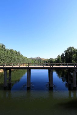 Pagoda 'nın mimari manzarası Kuzey Çin' deki dağın tepesindedir.