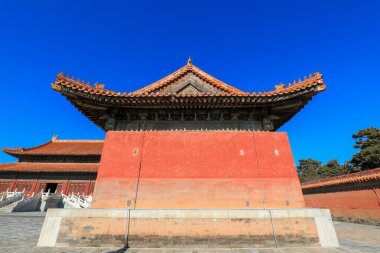 İmparator Qianlong 'un mozolesinin mimari manzarası, Çin' deki Qing Hanedanlığı 'nın Doğu Anıtmezarı.