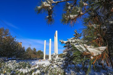 LUANNAN COUNTY, Çin - 8 Kasım 2021: Parktaki Şehir Heykeli, Kuzey Çin, Kuzey Çene