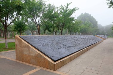 LUANNAN COUNTY, Çin - 1 Temmuz 2021: Kuzey Çin 'deki bir parkta üç boyutlu heykel