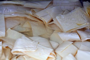 Geleneksel Çin yemeği -- tofu derisi