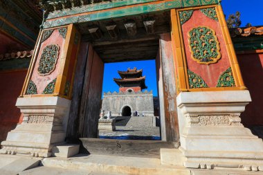 Qing Hanedanlığı 'nın Doğu Mezarı, Çin - 2 Şubat 2022 Çin İmparatoriçesi Cixi' nin mezarının mimari manzarası