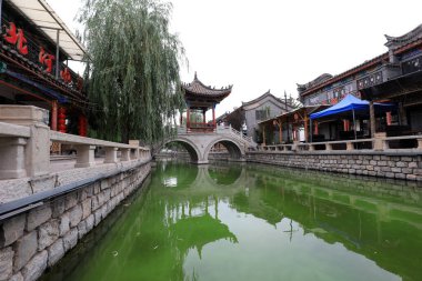 Luanzhou antik şehri, nehrin her iki yakasındaki mimari manzara, Kuzey Çin