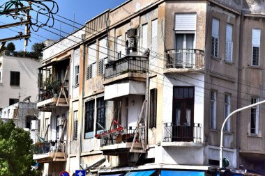 1* Tel Aviv was founded in 1909. Today it is a modern city on the eastern coast of the Mediterranean Sea. The economic and cultural center of the country. The history is frozen in architectural monuments. Tel Aviv yesterday, today, tomorrow.