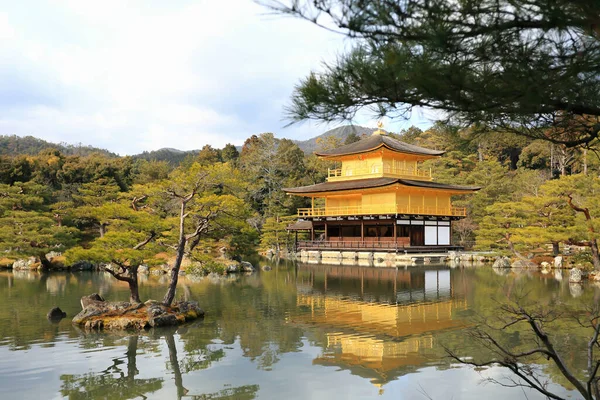 Kinkakuji Temple Den Gyllene Paviljongen Berömda Place Kyoto Japan — Stockfoto