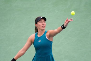 Jessica Pegula (ABD), 4 Ağustos 2023 tarihinde Washington DC 'de düzenlenen Mubadala DC Citi Açık tenis turnuvasında Elina Svitolina' yı yendi.