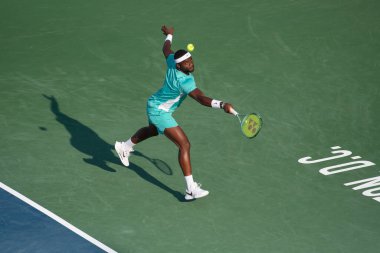 Frances Tiafoe (ABD), 4 Ağustos 2023 tarihinde Washington DC 'de düzenlenen Mubadala DC Citi Açık tenis turnuvasında Juncheng Shang' i yendi.