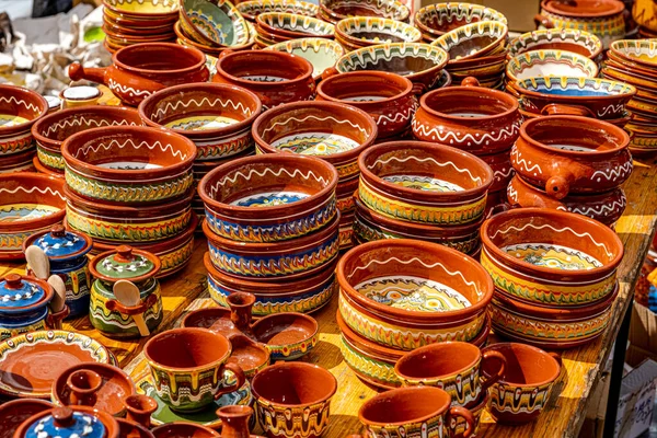Sibiu City Roemenië September 2022 Traditionele Roemeense Handgemaakte Keramiekmarkt Pottenbakkersbeurs — Stockfoto