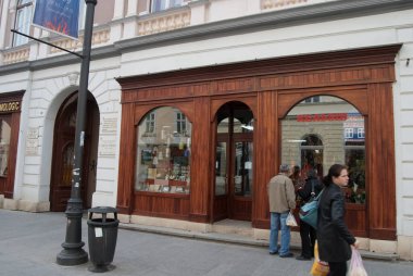 Sibiu, Romanya - 10 Nisan 2010. Ortaçağ Sibiu-Hermannstadt, Transilvanya, Romanya 'daki tarihi eski binaların manzarası