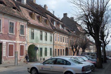 Sibiu, Romanya - 10 Nisan 2010. Ortaçağ Sibiu-Hermannstadt, Transilvanya, Romanya 'daki tarihi eski binaların manzarası