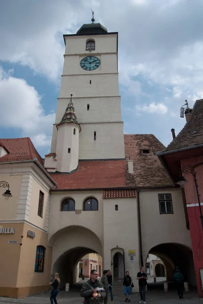 ルーマニアのシビウ 2010年4月10日 中世都市シビウスの歴史的な古い建物のビュー Hermannstadt Transylvania ルーマニア — ストック写真