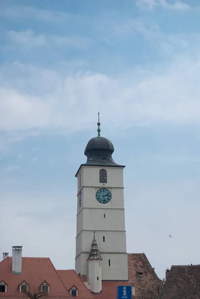 Sibiu Roemenië April 2010 Zicht Een Historisch Oud Gebouw Middeleeuwse — Stockfoto