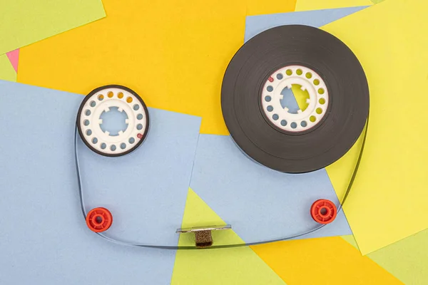 Draufsicht Auf Alte Retro Tonbandkassetten Mit Einem Hintergrund Aus Bunten — Stockfoto
