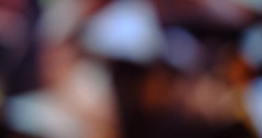 Renkli gökkuşağı odaklanmış eğimli soyut hareket eden arkaplan